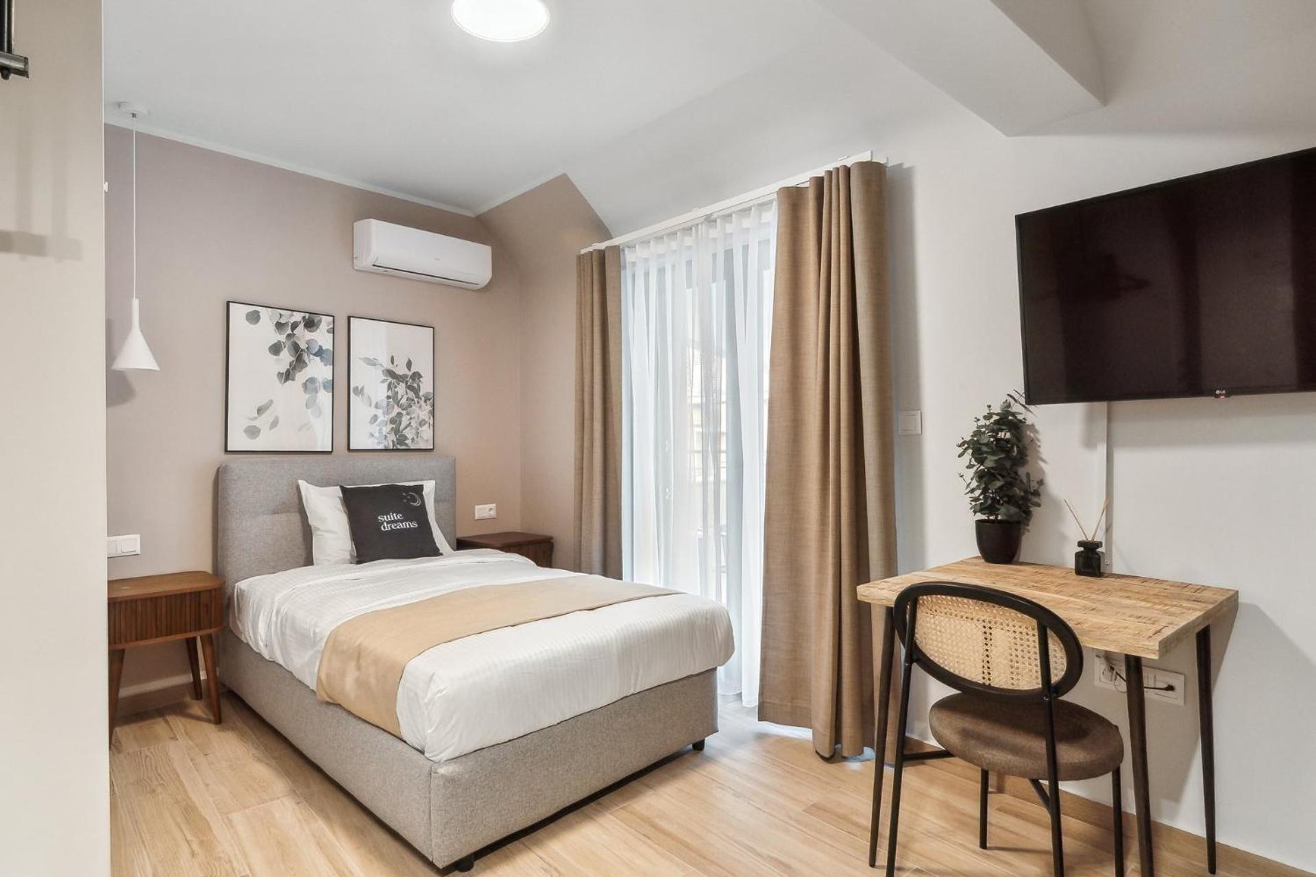 Limehome Athens Solonos City Center Room photo