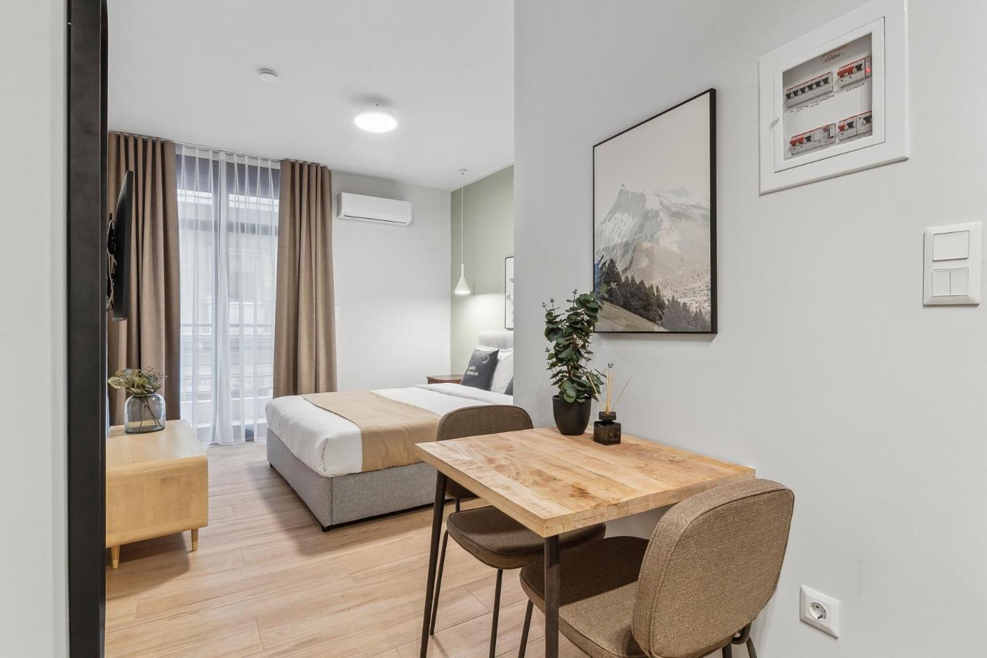 Limehome Athens Solonos City Center Exterior photo