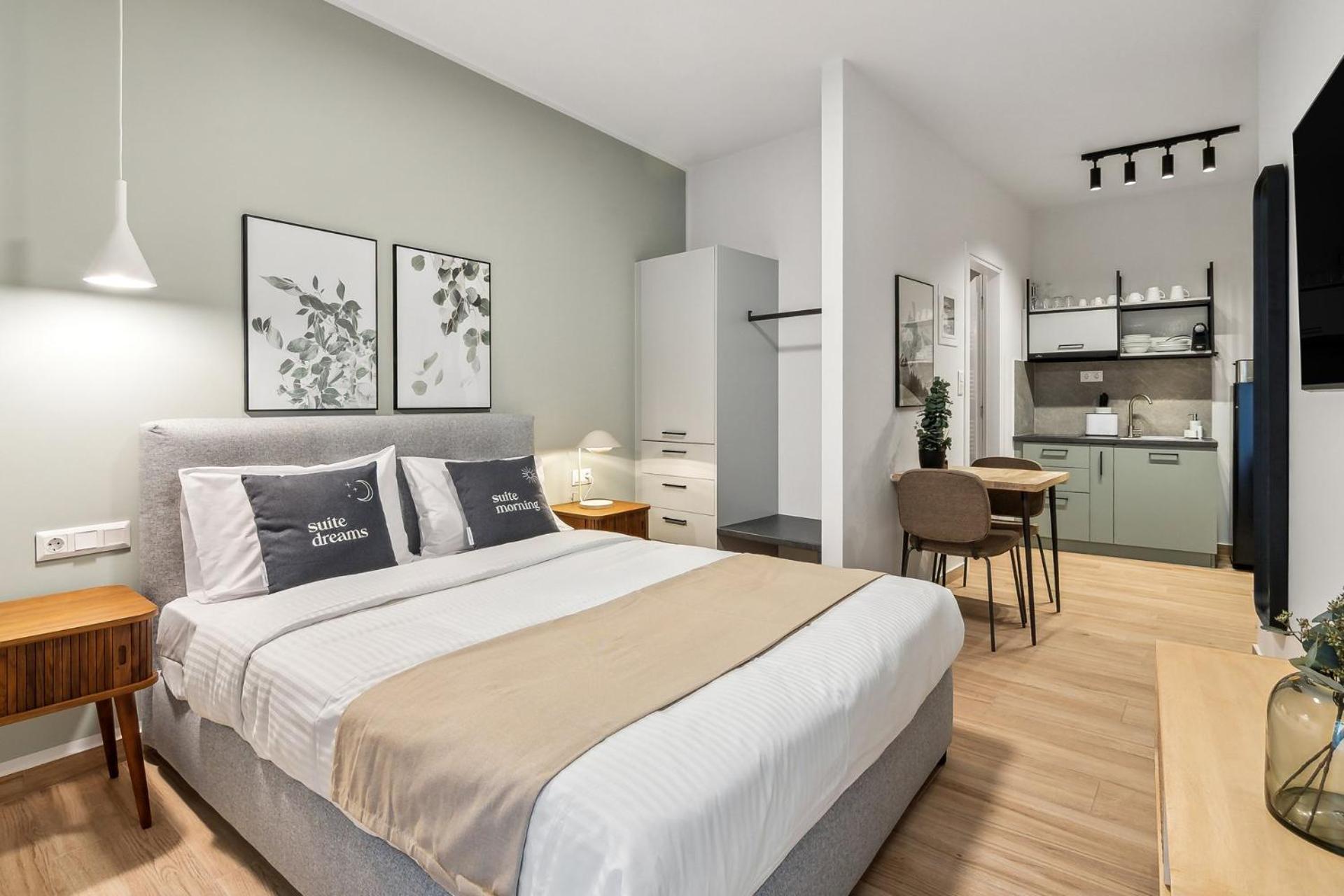 Limehome Athens Solonos City Center Exterior photo