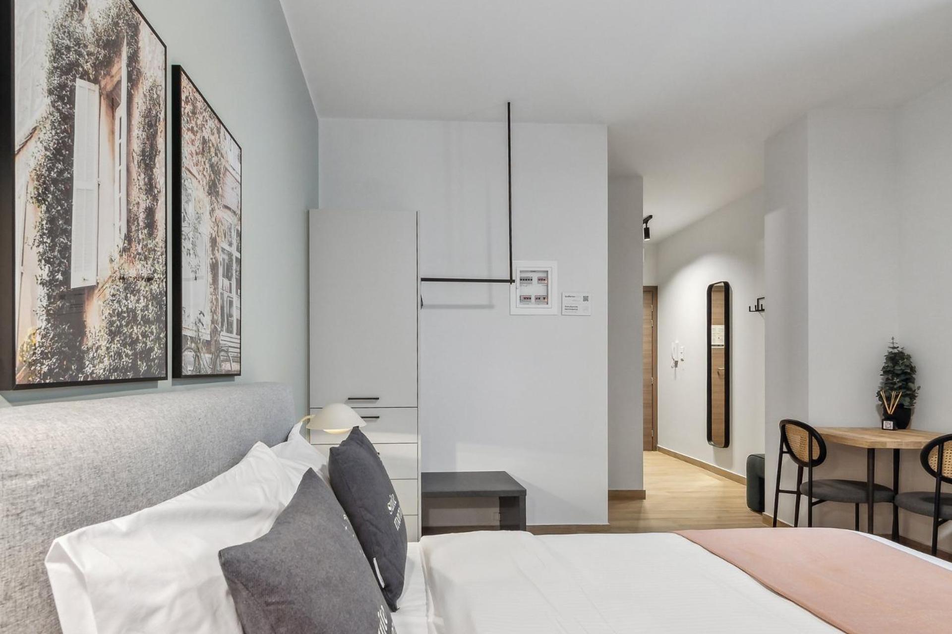 Limehome Athens Solonos City Center Room photo